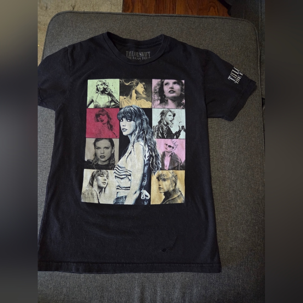 Taylor Swift Eras Tour Offical Merch - Picture 1 of 5